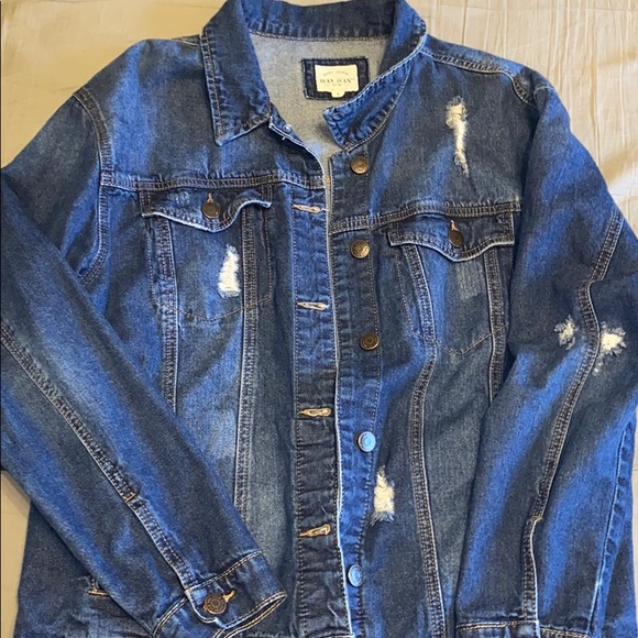 Jean jacket - Picture 1 of 3